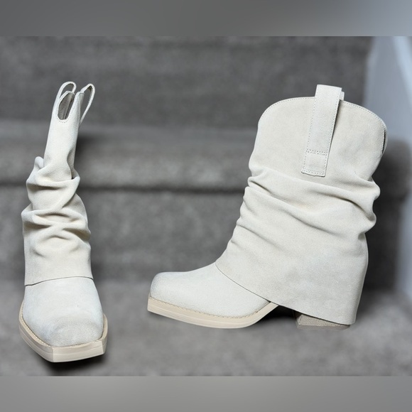 NEW Steve Madden Pia Suede Foldover Square Toe Block Heel Boots Natural Bone 6.5 - Picture 2 of 16